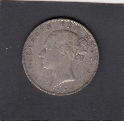 Beschrijving: 1/2 Crown VICTORIA